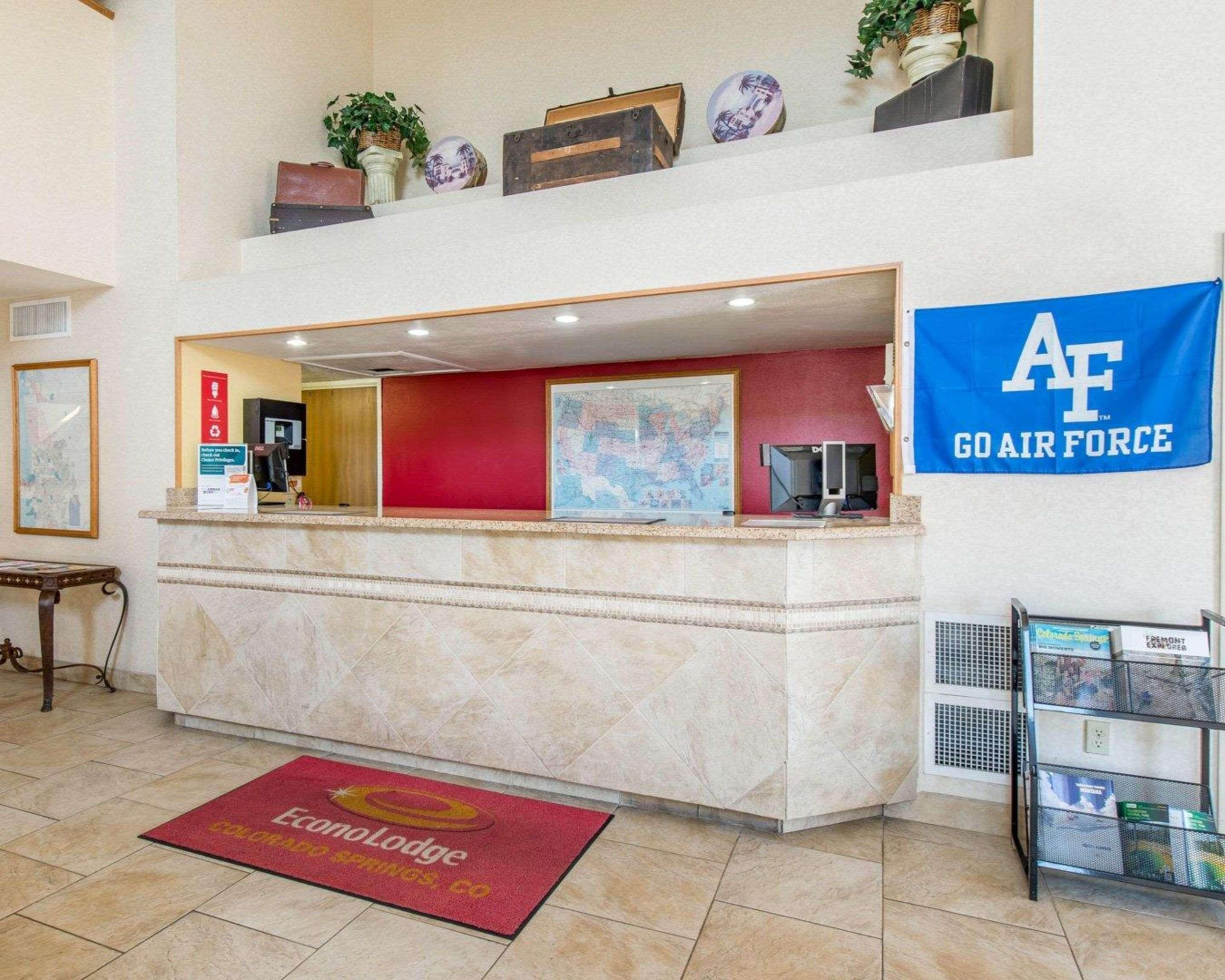 Econo Lodge North Academy Colorado Springs Ngoại thất bức ảnh